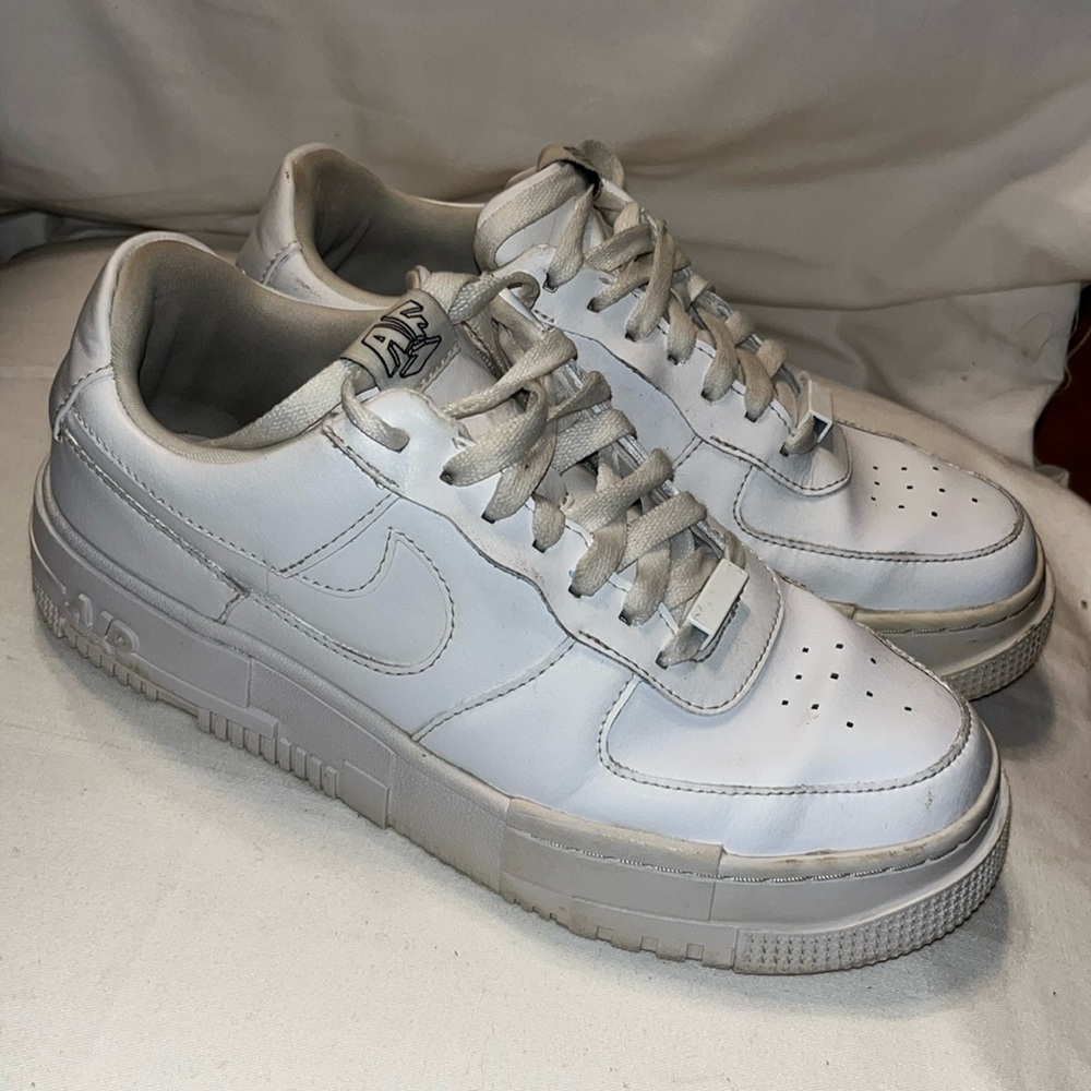 Nike Air Force 1 Pixel CK 6649-100 Size 8.5 Sneakers